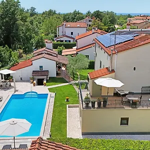 Apartment Pilic, Rosini
